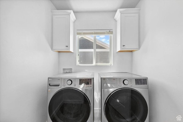 15181 S Sabre Pl, Bluffdale, UT 84065 - laundry area featuring washing machine and clothes dryer and cabinet space