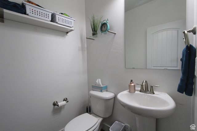 1464 W 800 S, Logan, UT 84321 - bathroom featuring toilet and a sink