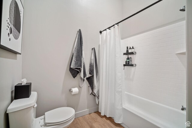 490 S 100 W Unit F305, Springville, UT 84663 - bathroom featuring wood finished floors and shower / bath combination with curtain