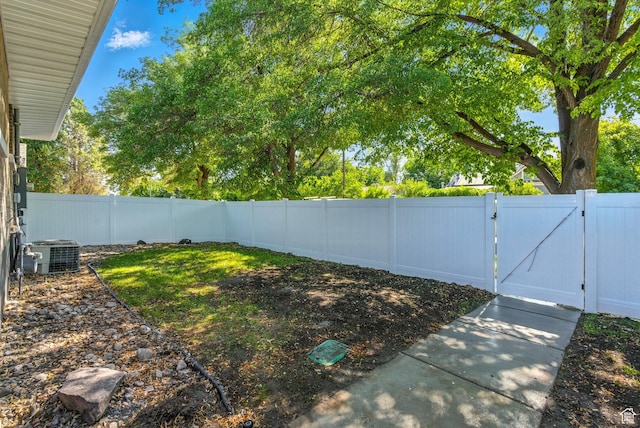 791 W 100 S, Provo, UT 84601 - fenced backyard with a gate