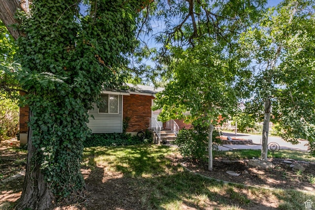 1844 Sorrento Dr, Woods Cross, UT 84087 - view of yard