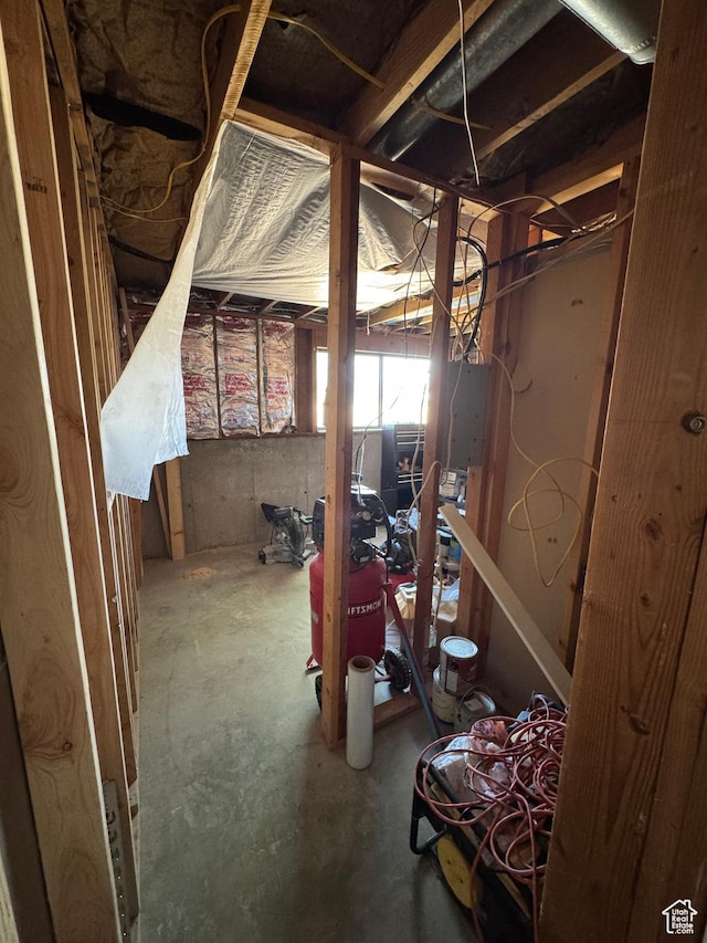 631 W Main St W, Wellington, UT 84542 - view of below grade area