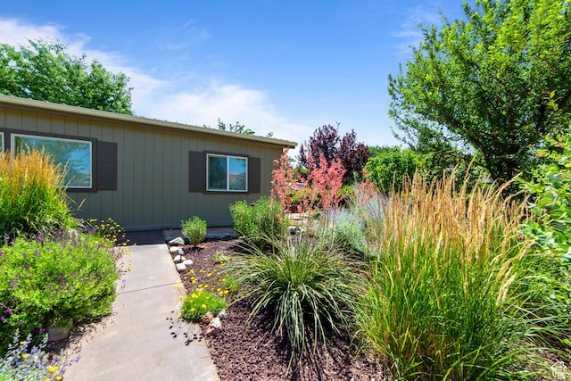 460 E Bowen Cir, Moab, UT 84532 - property entrance