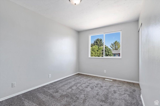 3221 W 6920 S, West Jordan, UT 84084 - empty room with carpet and baseboards