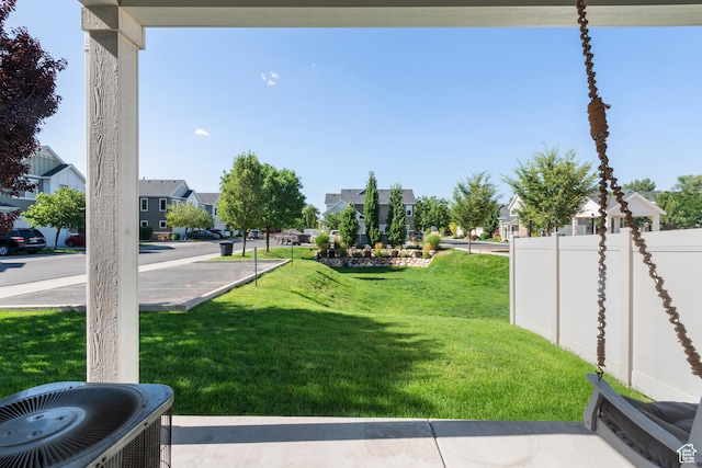 7873 S Farm House Ln E, Midvale, UT 84047 - view of yard with a residential view
