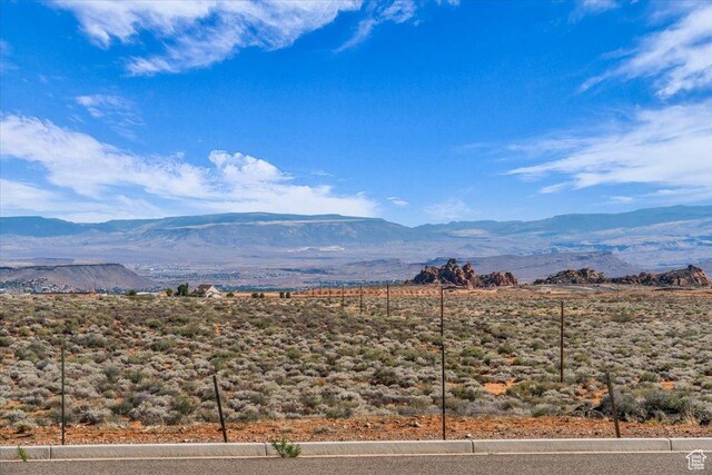 1445 W Firepit Knoll Dr N, St George, UT 84770