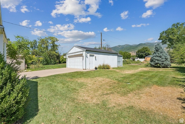 145 S 300 E, Kaysville, UT 84037 - detached garage featuring a mountain view