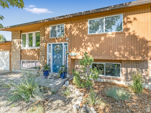 9457 S Poppy Ln, Sandy, UT 84094 - view of front of home with brick siding