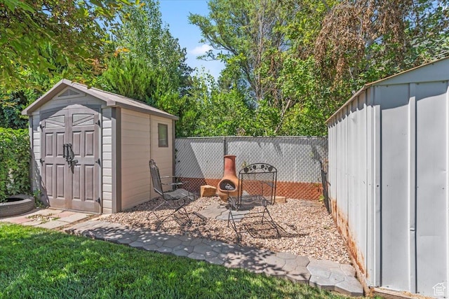 555 E 400 N, Springville, UT 84663 - view of shed with a fenced backyard