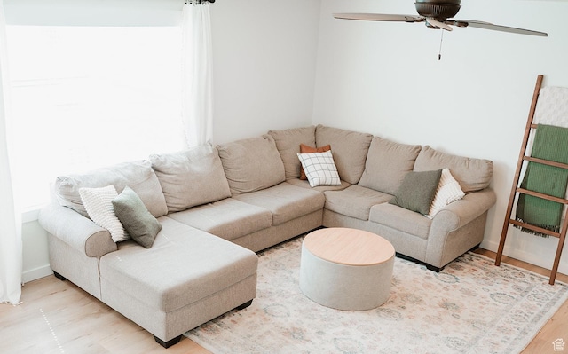 279 S 950 W, Spanish Fork, UT 84660 - living room featuring wood finished floors and ceiling fan