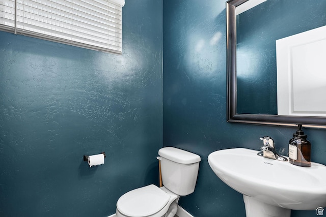 1098 S 4050 W, Syracuse, UT 84075 - half bathroom featuring a sink and toilet