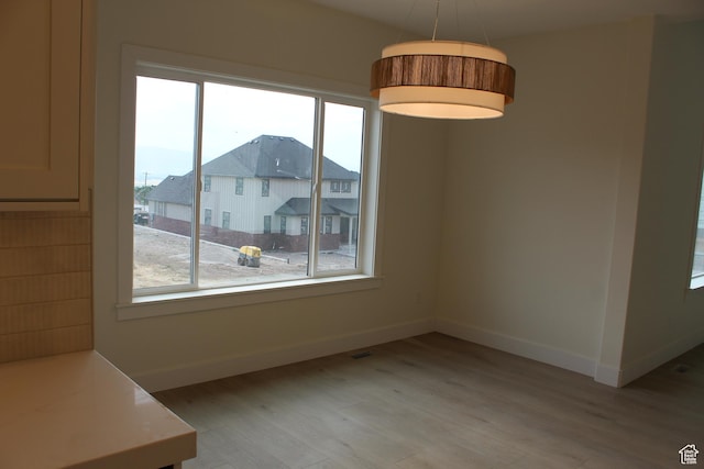 1318 S 1090 E, Salem, UT 84653 - unfurnished dining area with light wood-style floors