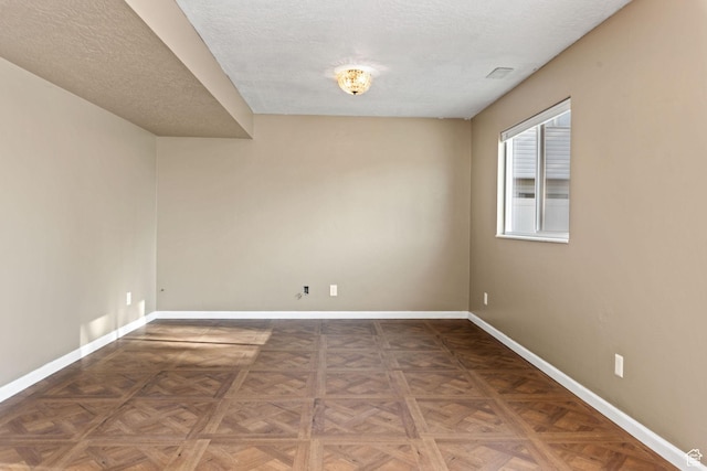 616 S 1430 W, Lehi, UT 84043 - unfurnished room featuring baseboards and a textured ceiling