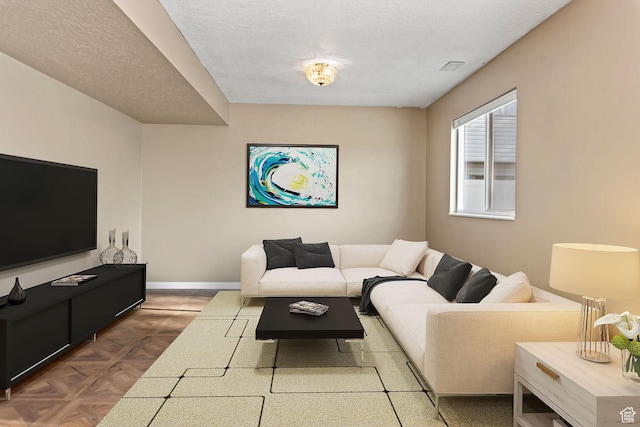 616 S 1430 W, Lehi, UT 84043 - living area with baseboards and a textured ceiling