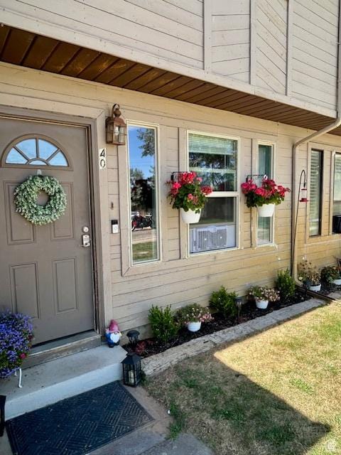1200 N 100 W Unit 40, Vernal, UT 84078 - entrance to property with covered porch