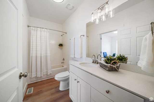749 E 1600 S, Orem, UT 84097 - bathroom with vanity, shower / tub combo with curtain, and wood finished floors