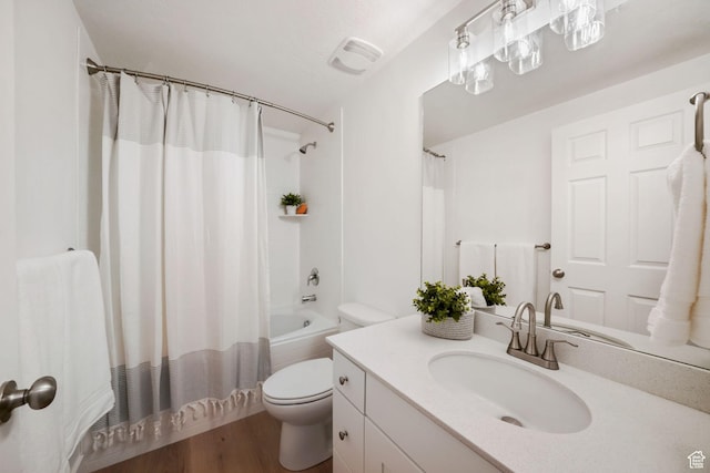 749 E 1600 S, Orem, UT 84097 - bathroom with vanity, shower / tub combo, and wood finished floors