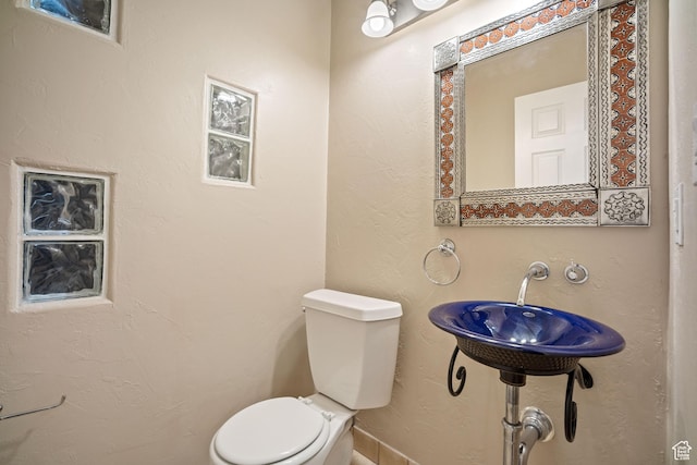 967 E Eaglewood Dr, North Salt Lake, UT 84054 - bathroom featuring toilet and a sink