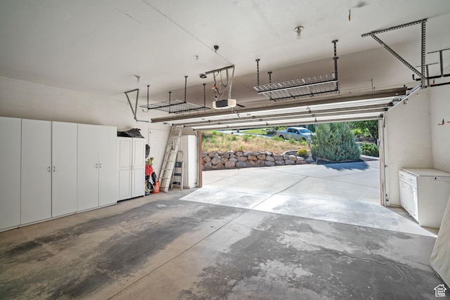 967 E Eaglewood Dr, North Salt Lake, UT 84054 - view of garage