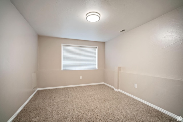 967 E Eaglewood Dr, North Salt Lake, UT 84054 - spare room featuring carpet floors and baseboards