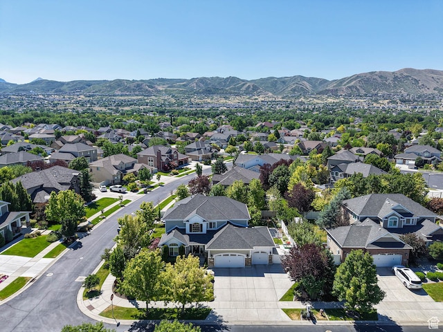 618 E Beaumont Way S, Draper, UT 84020 - aerial perspective of suburban area with a mountainous background