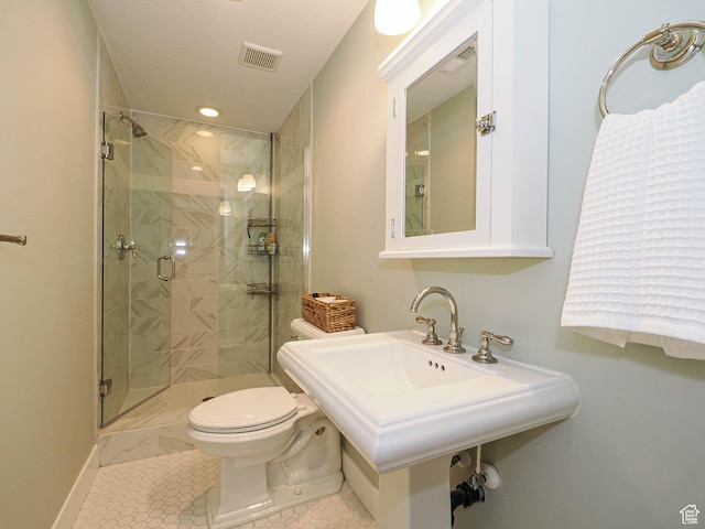 618 E Beaumont Way S, Draper, UT 84020 - bathroom featuring a shower stall and toilet