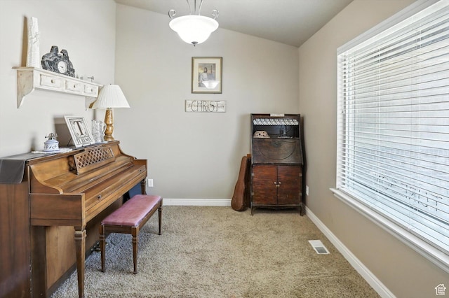 758 N 400 E, Tremonton, UT 84337 - sitting room featuring carpet and lofted ceiling