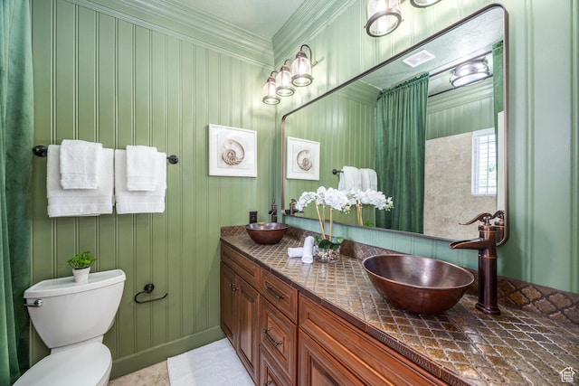 897 W Pfeifferhorn Dr, Alpine, UT 84004 - full bath featuring double vanity and crown molding