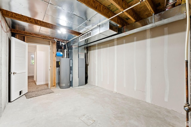 631 E Clearwater Dr, Layton, UT 84041 - unfinished below grade area with water heater and heating unit