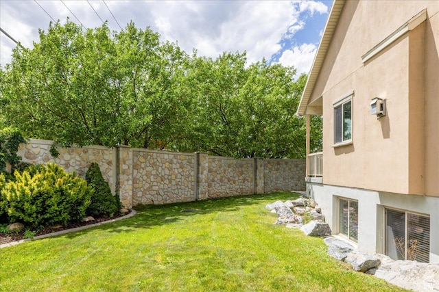 5588 S Farm Hill Dr, Salt Lake City, UT 84117 - view of yard