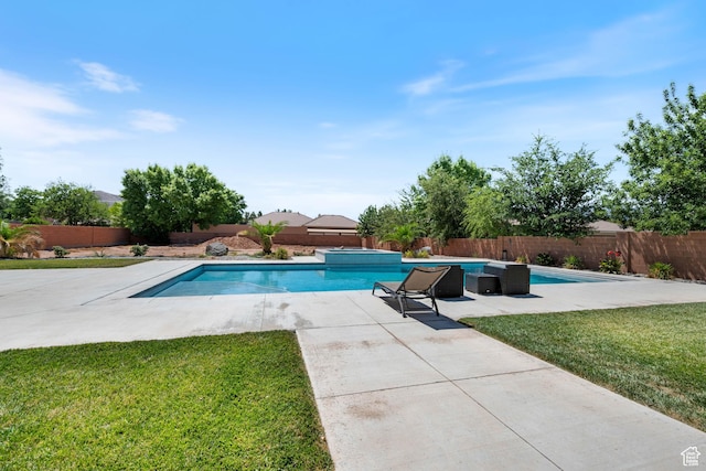 358 S 1040 W, Hurricane, UT 84737 - view of swimming pool featuring a fenced backyard and a patio