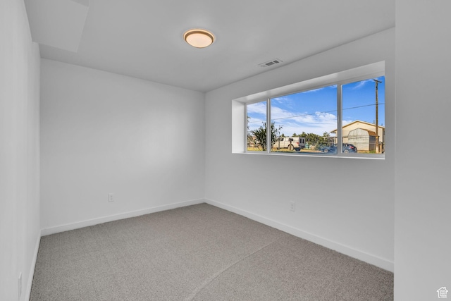 616 N Broadway St, Tooele, UT 84074 - unfurnished room featuring carpet