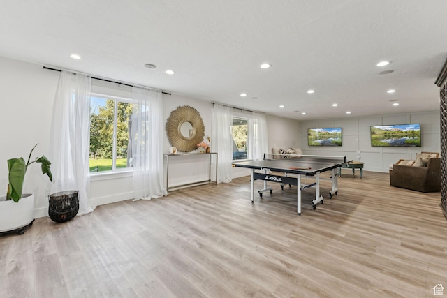1044 S Terrace Dr E, Bountiful, UT 84010 - playroom with recessed lighting and light wood-type flooring