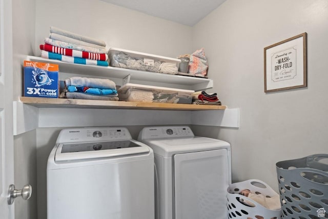 3634 S Creek Side Ln, Syracuse, UT 84075 - washroom featuring washer and clothes dryer