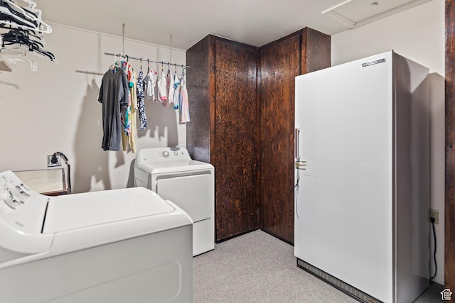 407 E 200 N, Richfield, UT 84701 - laundry room with independent washer and dryer and light carpet