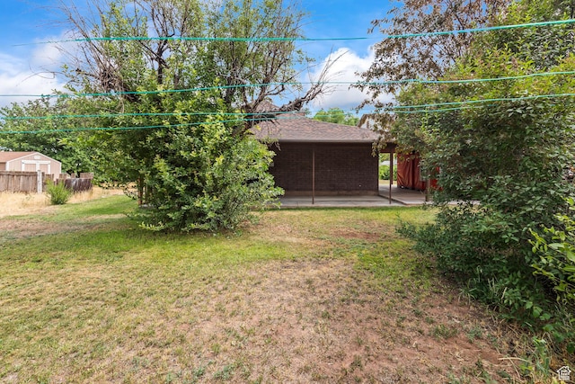 407 E 200 N, Richfield, UT 84701 - view of yard featuring a patio area