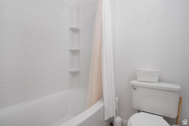 1655 Maplewood Way, St George, UT 84790 - bathroom featuring toilet and shower / bath combo with shower curtain