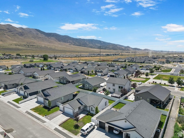 2362 E Quaking Aspen Ln, Eagle Mountain, UT 84005 - aerial perspective of suburban area featuring a mountain backdrop