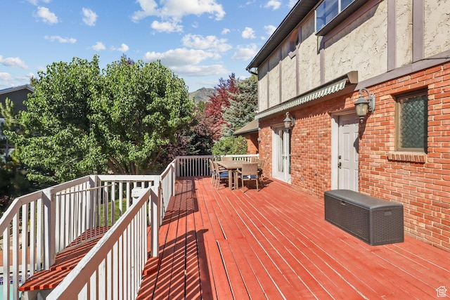 9618 S Ruskin Cir E, Sandy, UT 84092 - deck featuring outdoor dining area