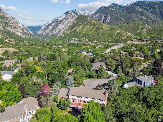9618 S Ruskin Cir E, Sandy, UT 84092 - aerial view of property and surrounding area with a mountainous background