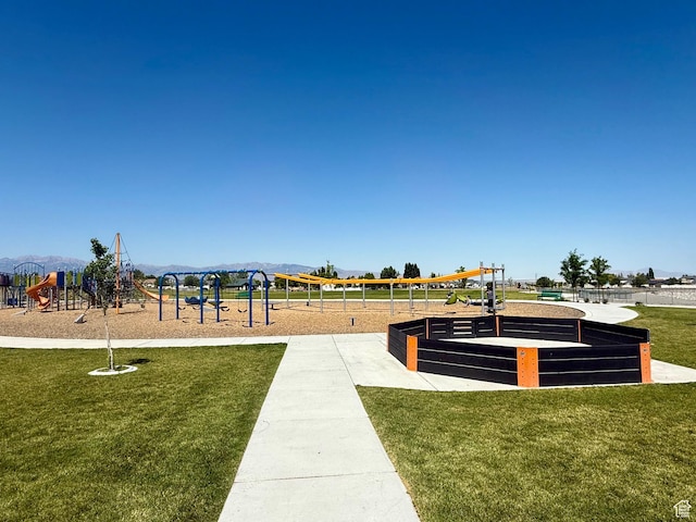 428 E 810 N, Tooele, UT 84074 - view of property's community featuring a yard