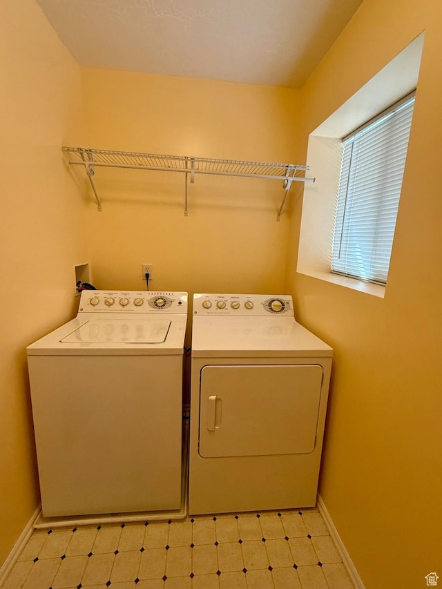 428 E 810 N, Tooele, UT 84074 - laundry area with separate washer and dryer and light floors