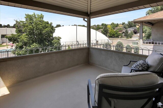 5816 Club View Ln, South Ogden, UT 84405