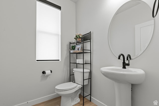2488 W 2940 S, Syracuse, UT 84075 - bathroom with baseboards and wood finished floors
