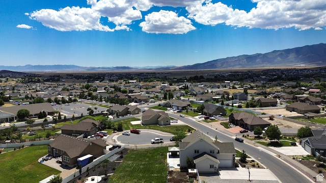 9602 N Blue Sky Dr, Eagle Mountain, UT 84005 - aerial view of residential area featuring mountains