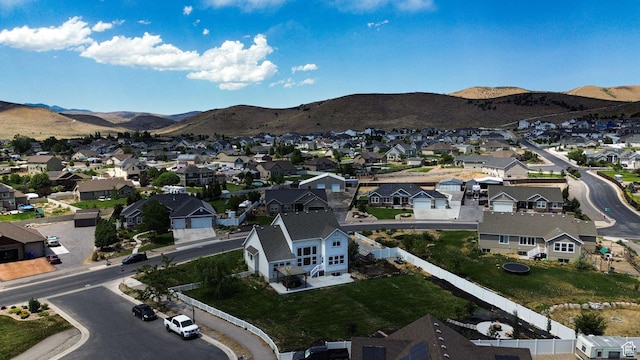 9602 N Blue Sky Dr, Eagle Mountain, UT 84005 - aerial view of residential area featuring a mountain backdrop