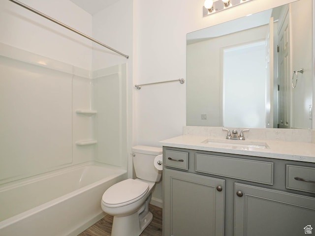 609 E 460 S, American Fork, UT 84003 - bathroom with vanity, shower / washtub combination, and wood finished floors