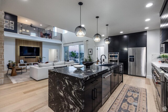 4242 N Seasons View Dr, Lehi, UT 84043