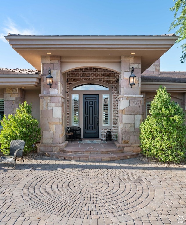 1557 S Stone Cliff Dr, St George, UT 84790 - entrance to property with stone siding