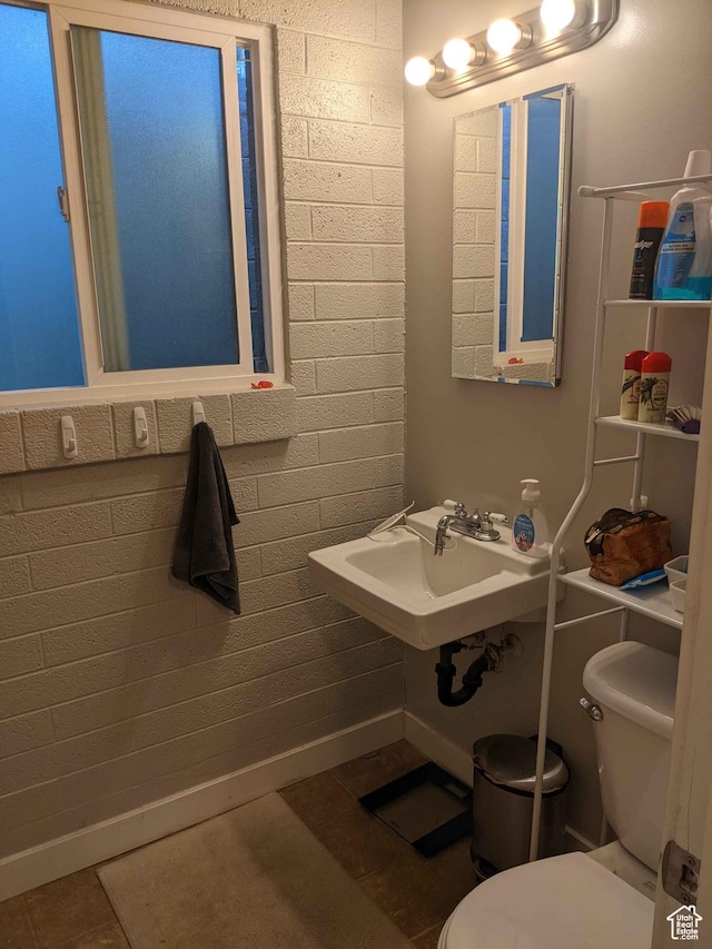 173 N K St E, Salt Lake City, UT 84103 - half bath with toilet and a sink